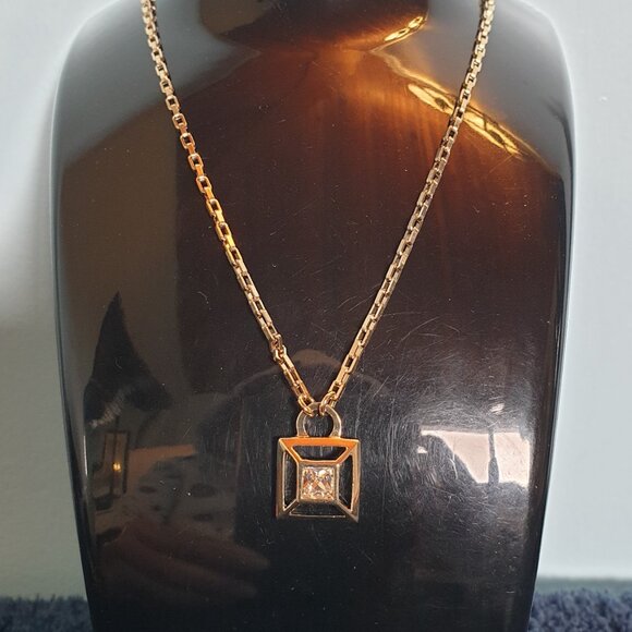 DYRBERG/KERN of DENMARK!  High-end Genuine Crystal and Gold Plated Necklace - Picture 3 of 10